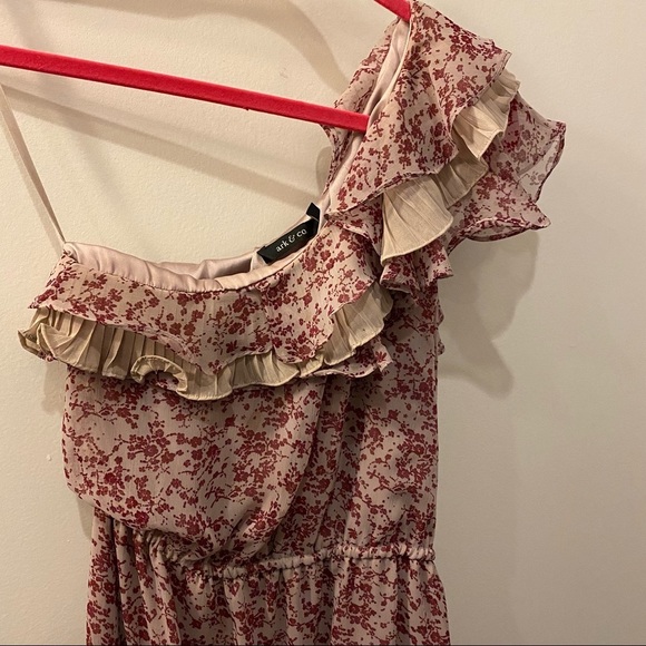 One shoulder dress with ruffles - Picture 4 of 5